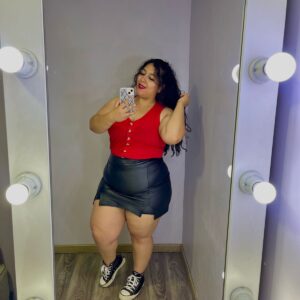 FALDA RECTA CUERINA