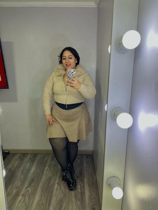 FALDA CAMPANA GAMUZA