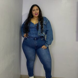 JEANS AZUL CLÁSICO